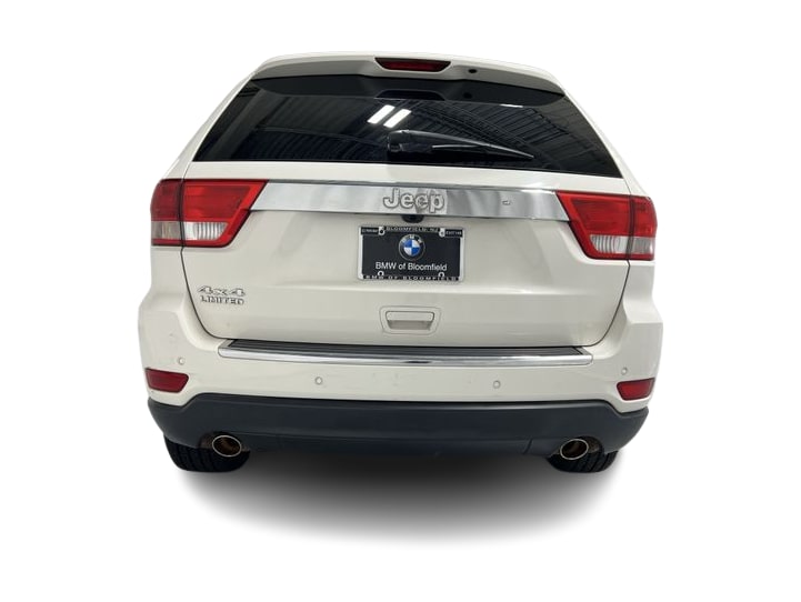 Thumbnail: 2011 Jeep Grand Cherokee - 24