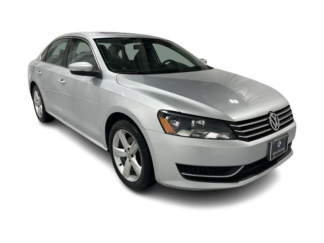 Thumbnail: 2013 Volkswagen Passat - 21