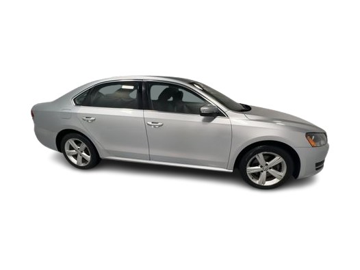 Thumbnail: 2013 Volkswagen Passat - 19