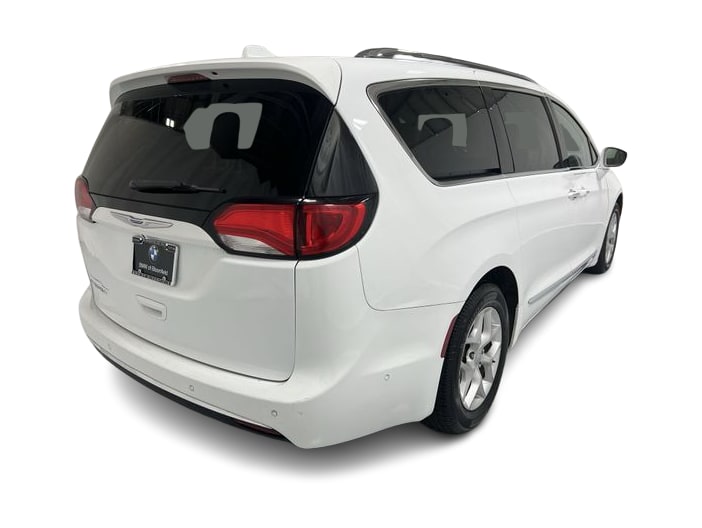 Thumbnail: 2019 Chrysler Pacifica - 22