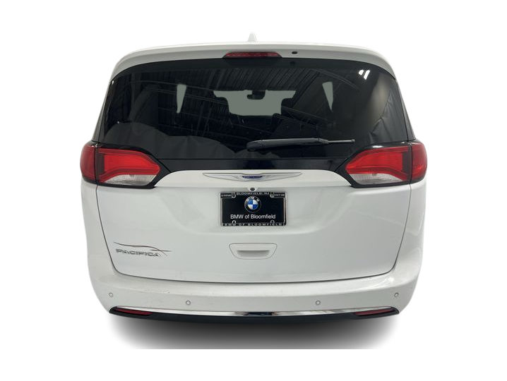 Thumbnail: 2019 Chrysler Pacifica - 5