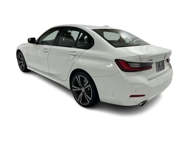 Thumbnail: 2023 BMW 3 Series - 4
