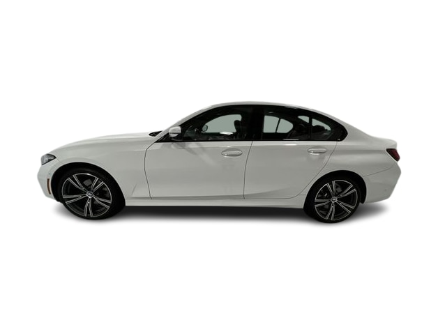 Thumbnail: 2023 BMW 3 Series - 3
