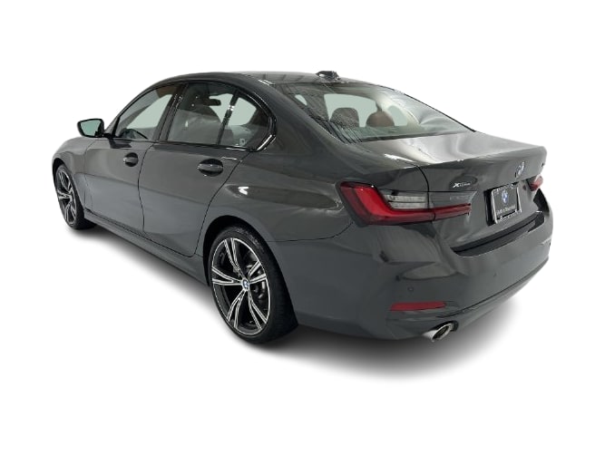 Thumbnail: 2023 BMW 3 Series - 4