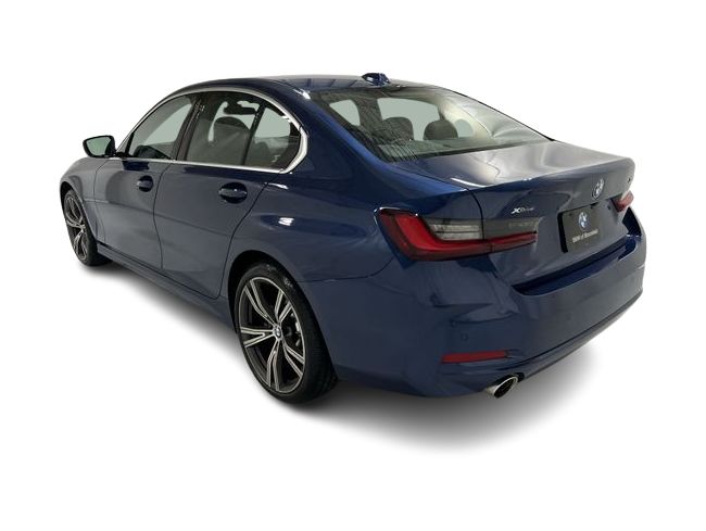 Thumbnail: 2024 BMW 3 Series - 4