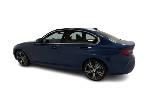 Thumbnail: 2024 BMW 3 Series - 3