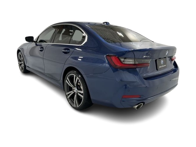 Thumbnail: 2024 BMW 3 Series - 4
