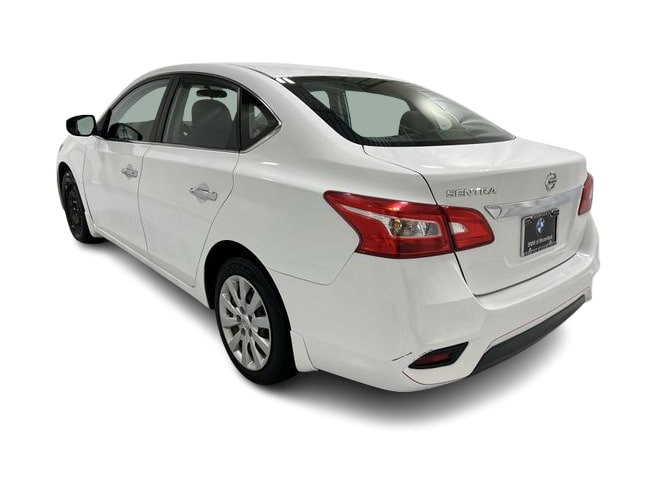 Thumbnail: 2016 Nissan Sentra - 22