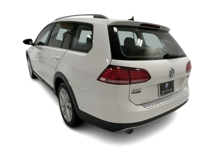 Thumbnail: 2019 Volkswagen Golf - 4