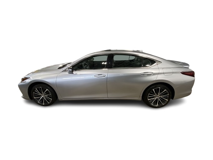 2022 Lexus ES 250 24