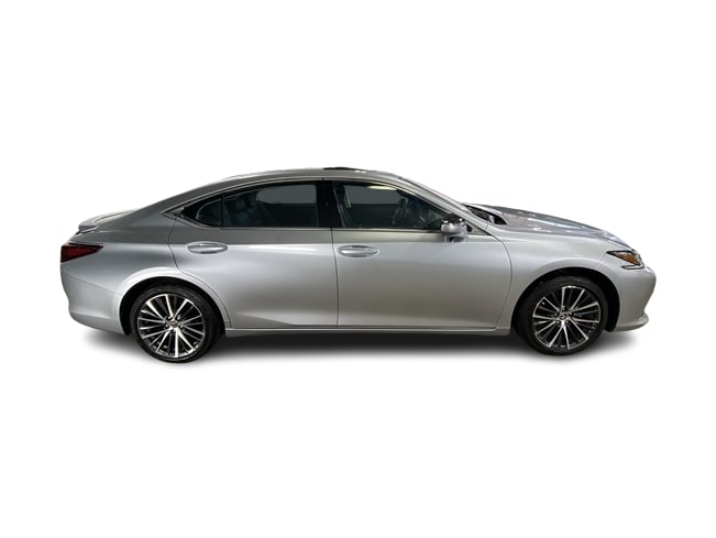 2022 Lexus ES 250 28