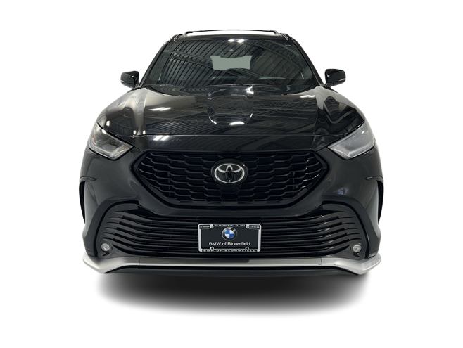 Thumbnail: 2023 Toyota Highlander - 25