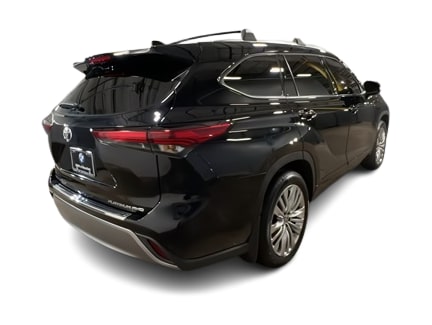 2023 Toyota Highlander Platinum 19