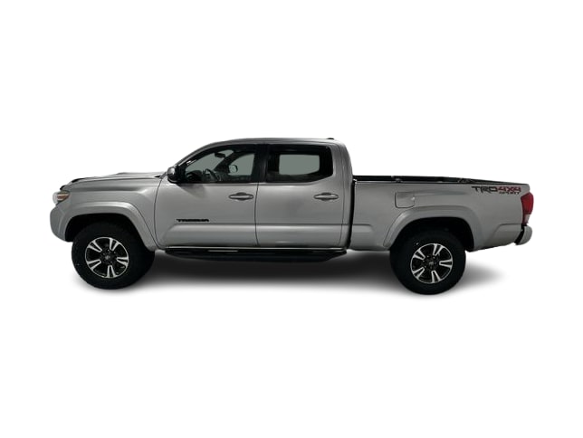 Thumbnail: 2017 Toyota Tacoma - 3