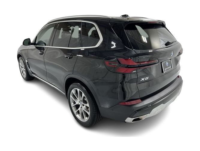 Thumbnail: 2026 BMW X5 - 21
