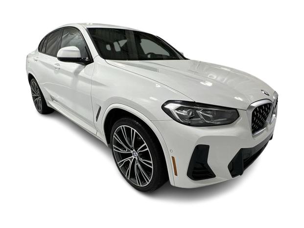 Thumbnail: 2022 BMW X4 - 22