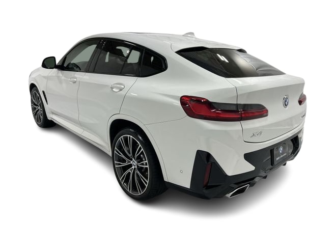 Thumbnail: 2022 BMW X4 - 4