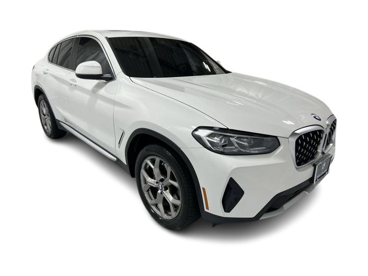 Thumbnail: 2022 BMW X4 - 23