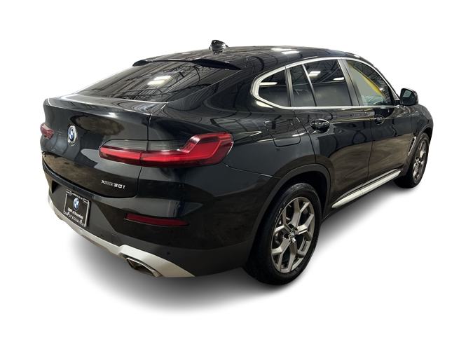 Thumbnail: 2022 BMW X4 - 24
