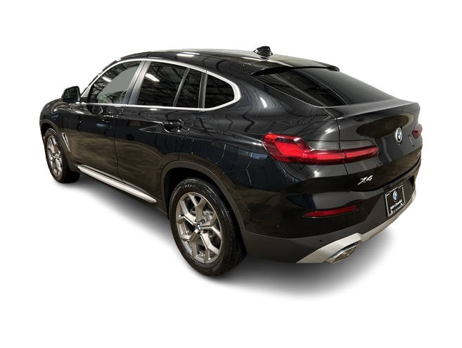 Thumbnail: 2022 BMW X4 - 22