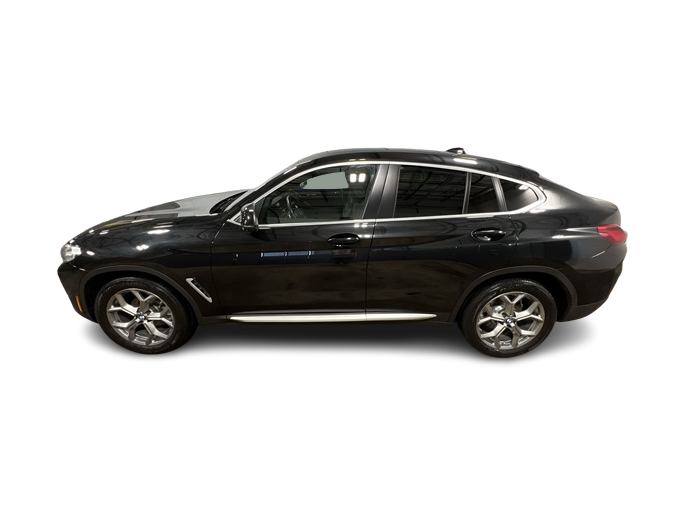 Thumbnail: 2022 BMW X4 - 21