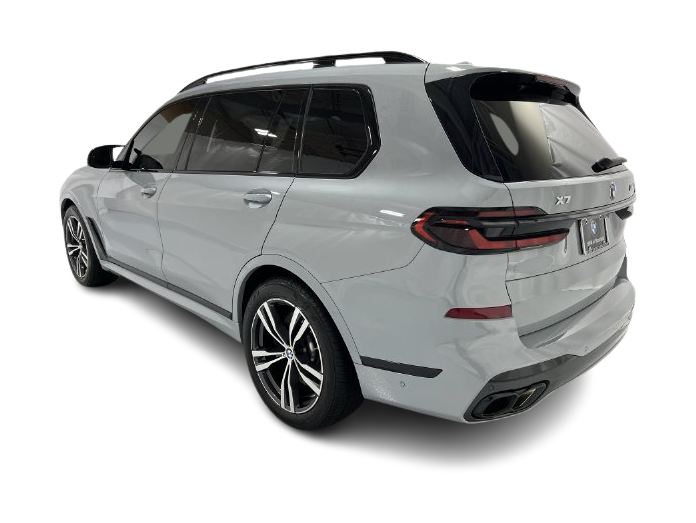 Thumbnail: 2024 BMW X7 - 23