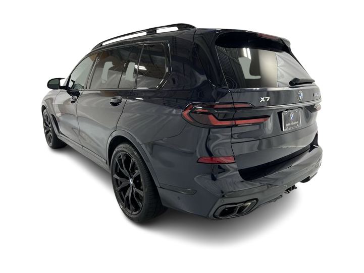 Thumbnail: 2026 BMW X7 - 4