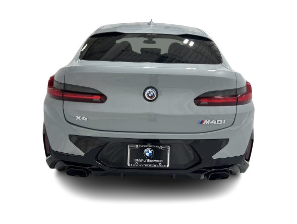 Thumbnail: 2023 BMW X4 - 24