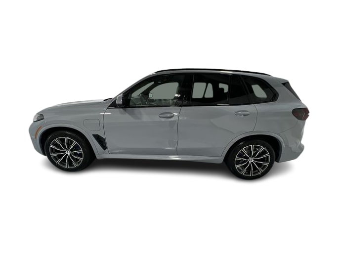 Thumbnail: 2026 BMW X5 - 20