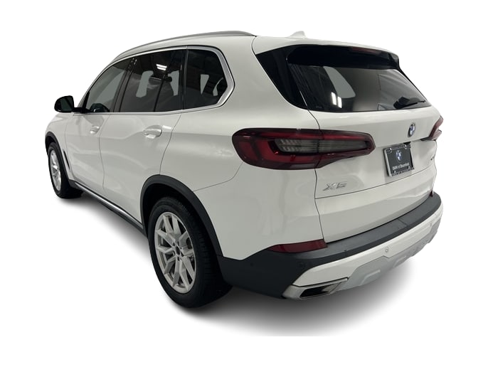 Thumbnail: 2021 BMW X5 - 4