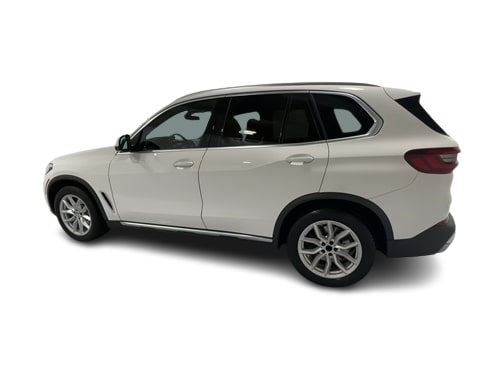 Thumbnail: 2021 BMW X5 - 3