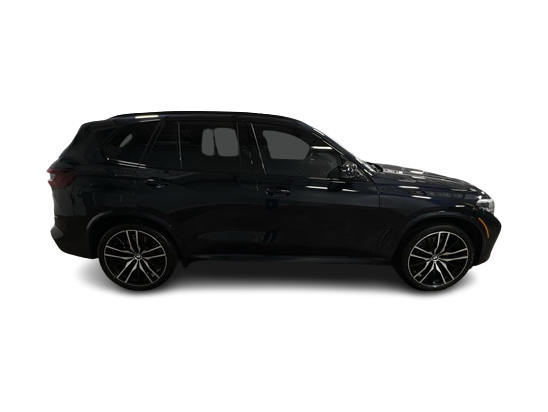 2022 BMW X5 M50i 28