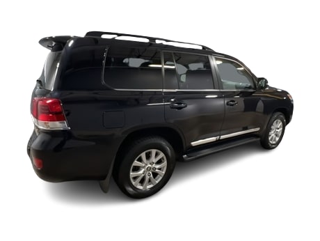 2016 Toyota Land Cruiser  21