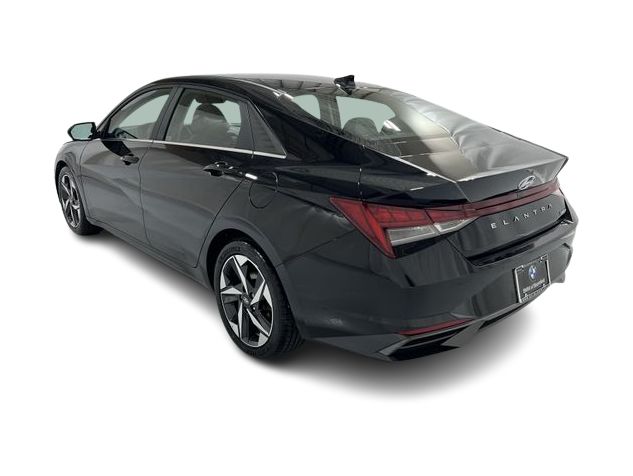 Thumbnail: 2022 Hyundai Elantra - 4