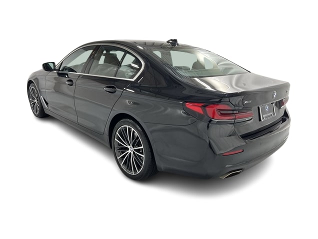 Thumbnail: 2023 BMW 5 Series - 4