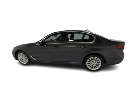 Thumbnail: 2023 BMW 5 Series - 3