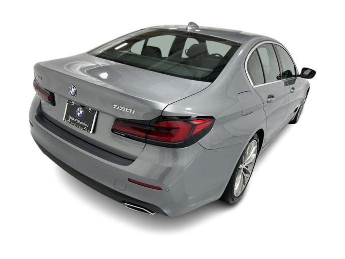 Thumbnail: 2023 BMW 5 Series - 21