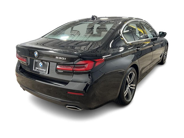2022 BMW 5 Series 530xi 22