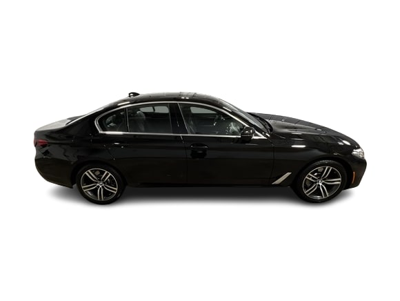 2022 BMW 5 Series 530xi 23
