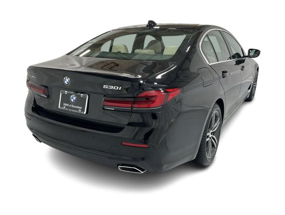 Thumbnail: 2023 BMW 5 Series - 22