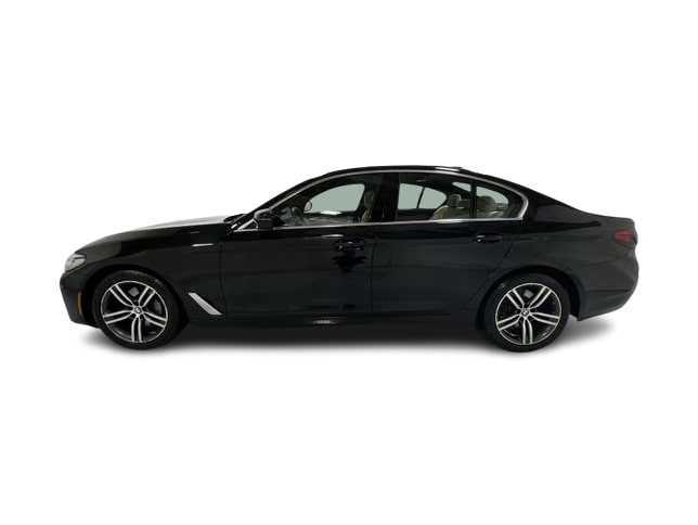 Thumbnail: 2023 BMW 5 Series - 21