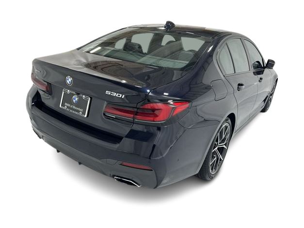 Thumbnail: 2023 BMW 5 Series - 22