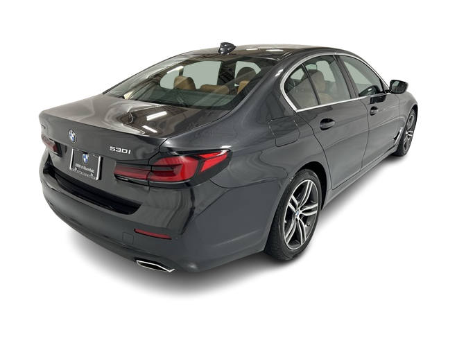 Thumbnail: 2022 BMW 5 Series - 27