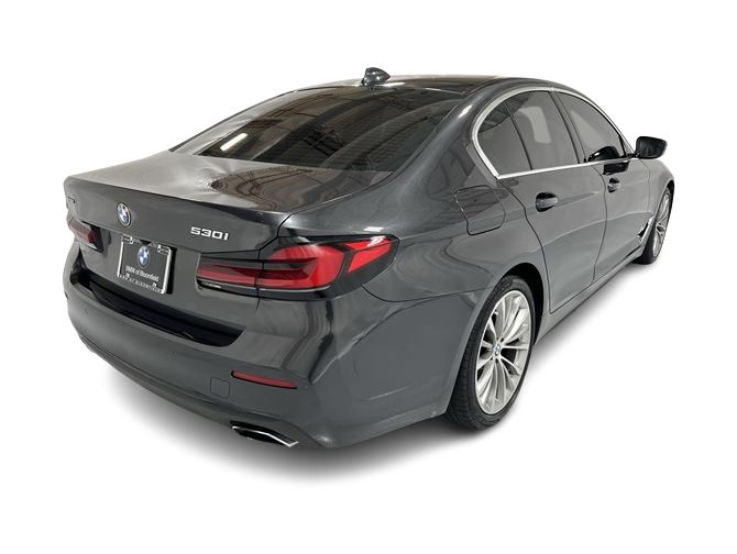 Thumbnail: 2022 BMW 5 Series - 21