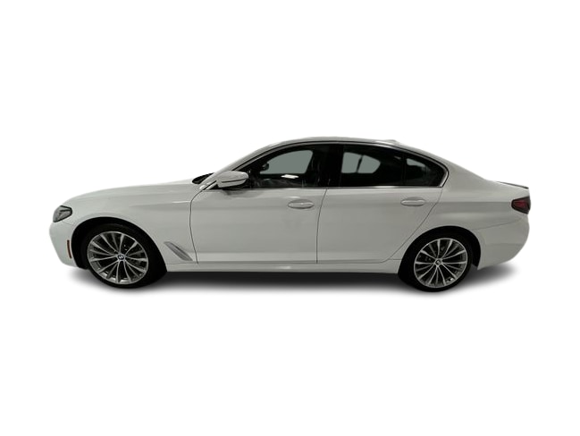 Thumbnail: 2021 BMW 5 Series - 3