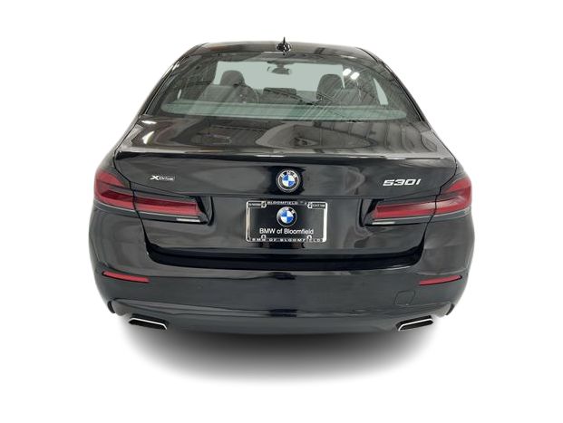 Thumbnail: 2023 BMW 5 Series - 5