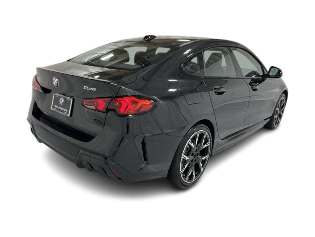 Thumbnail: 2026 BMW 2 Series - 20