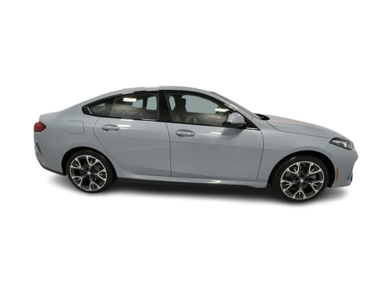 Thumbnail: 2025 BMW 2 Series - 18