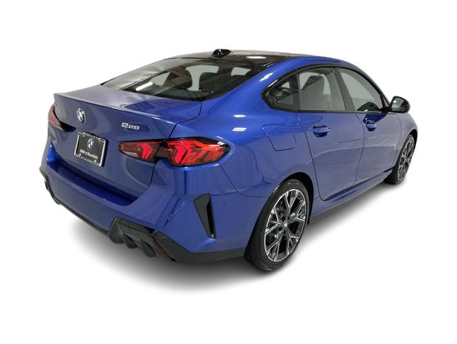Thumbnail: 2026 BMW 2 Series - 23