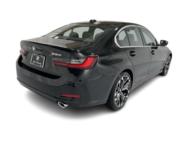 Thumbnail: 2026 BMW 3 Series - 21